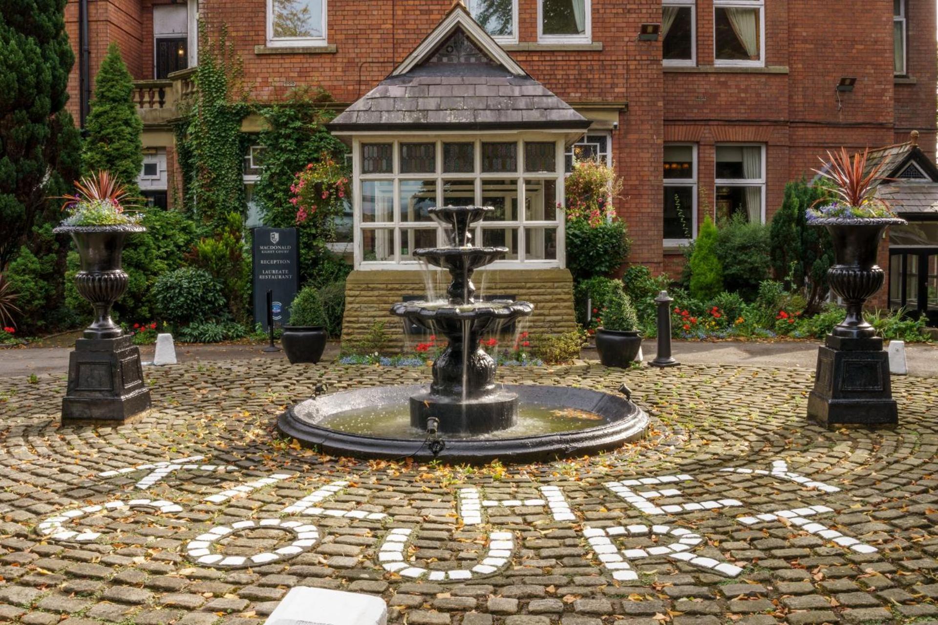 Macdonald Kilhey Court Hotel Wigan Eksteriør bilde